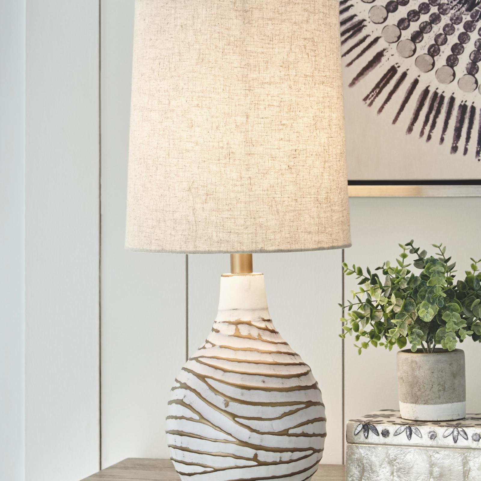 Aleela Contemporary Table Lamp