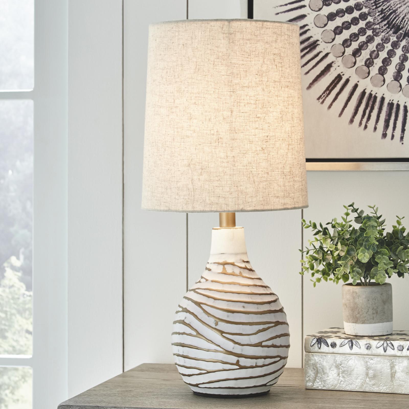 Aleela Contemporary Table Lamp
