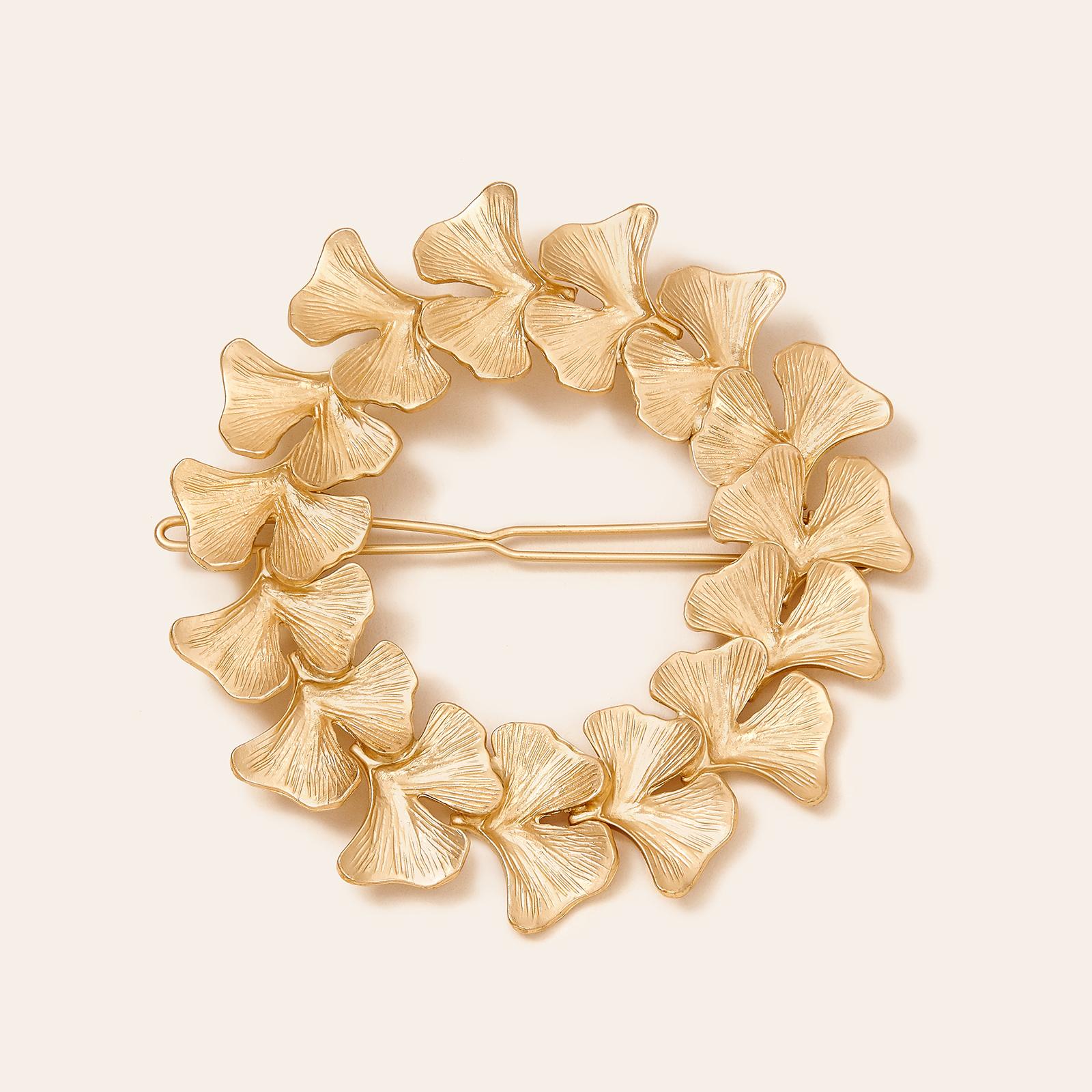 Serefina x Zola Botan Fern Wreath Statement Clip