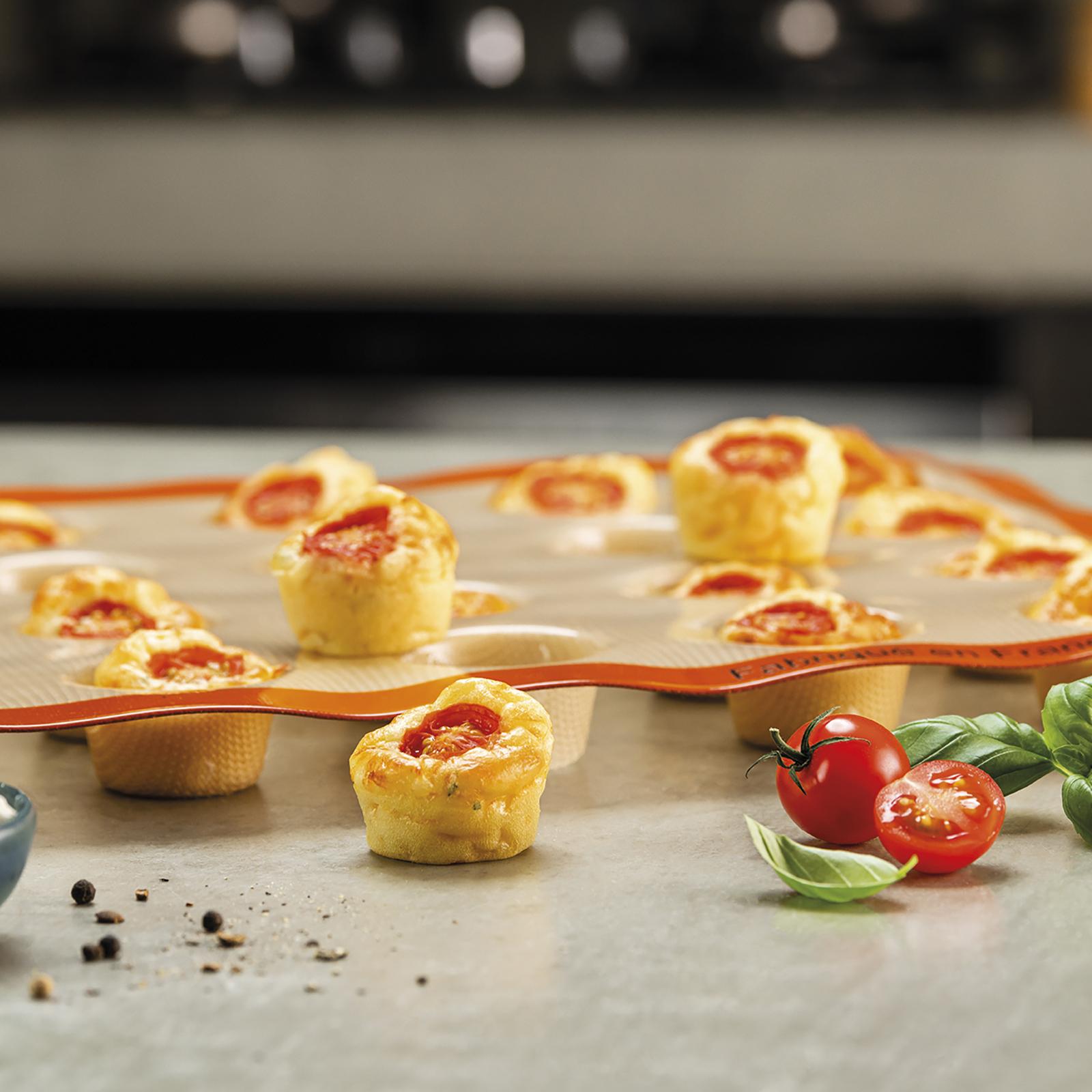 11319-perfect-mini-muffin-nonstick-baking-pan-1.jpg