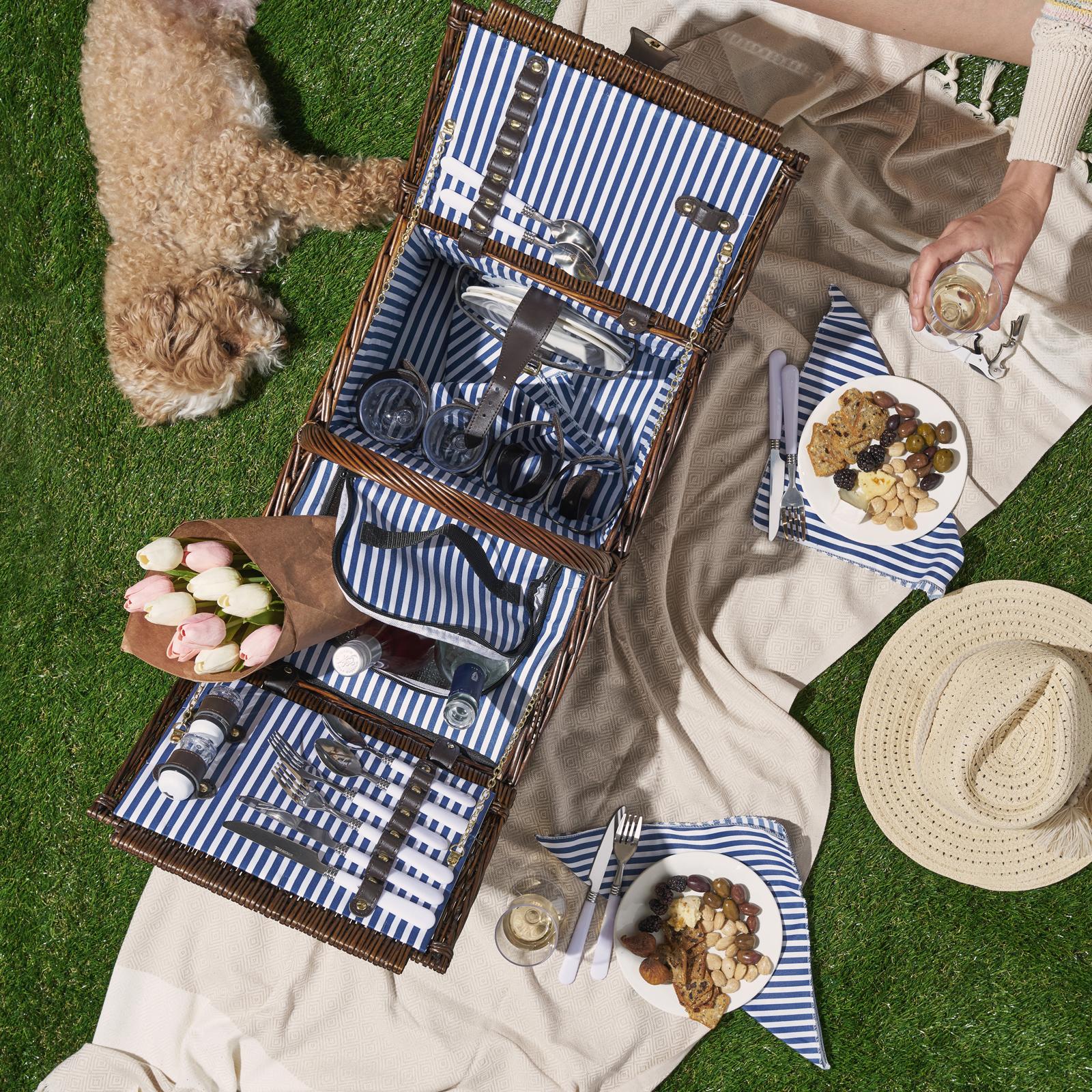 4-Person Cape Cod Picnic Basket