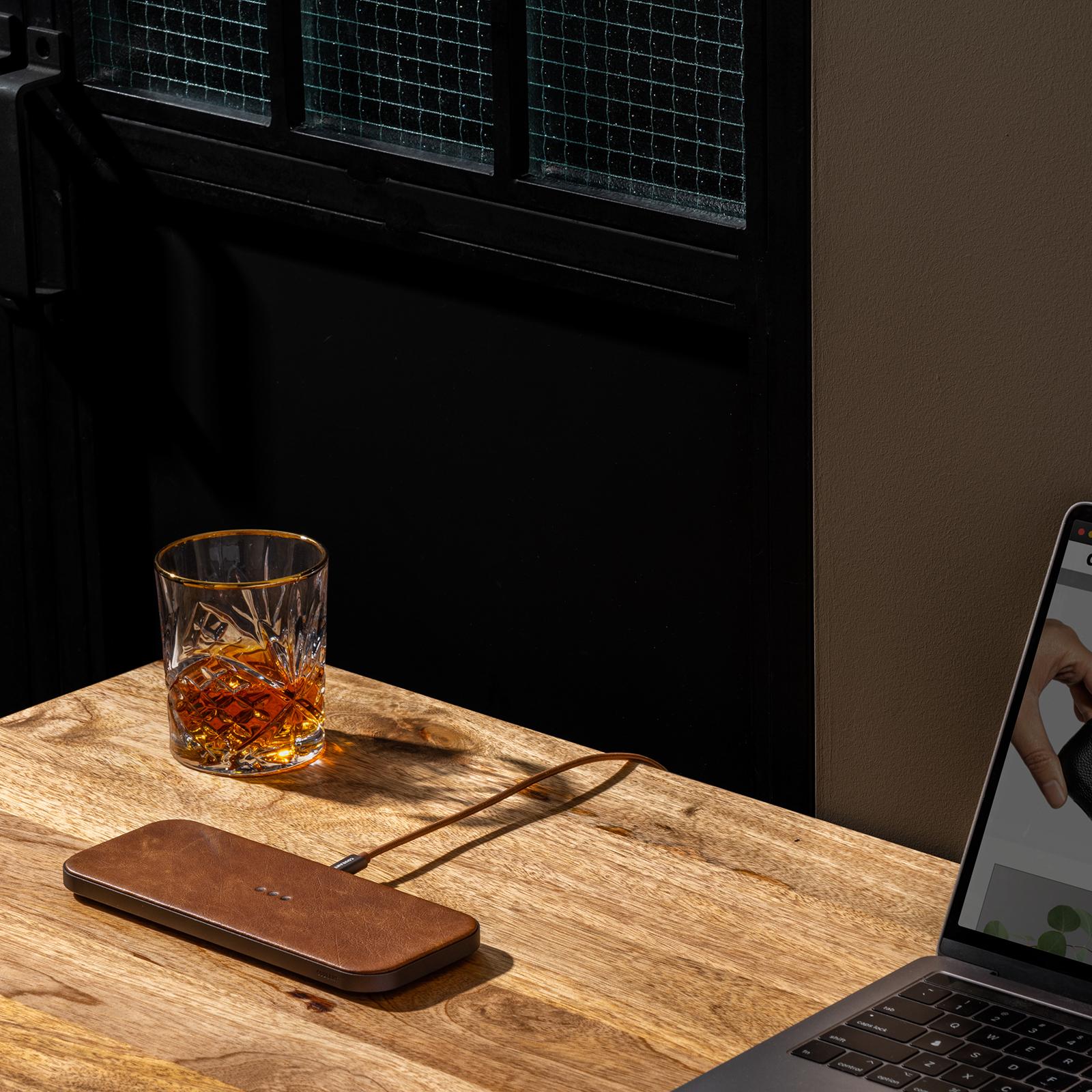 CATCH:2 Leather Wireless Charger