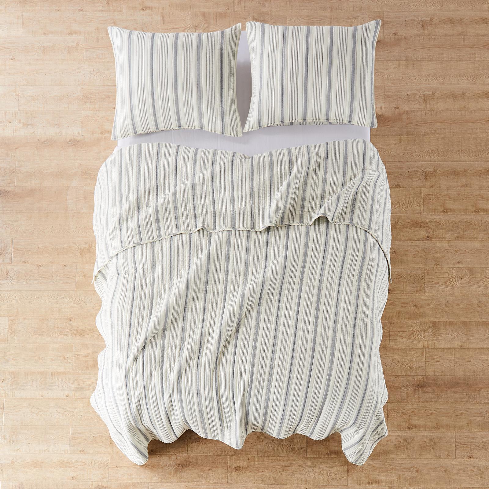 11943-rochelle-stripe-3-piece-quilt-set-1.jpg