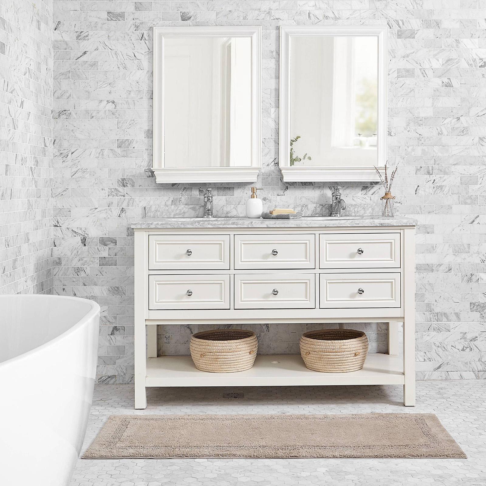 Peniston Solid Bath Rug