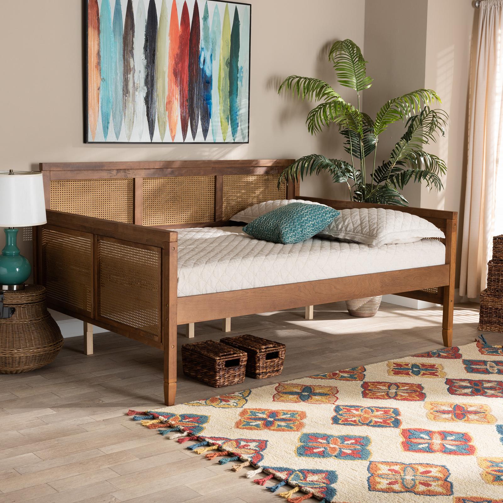 Toveli Vintage Daybed