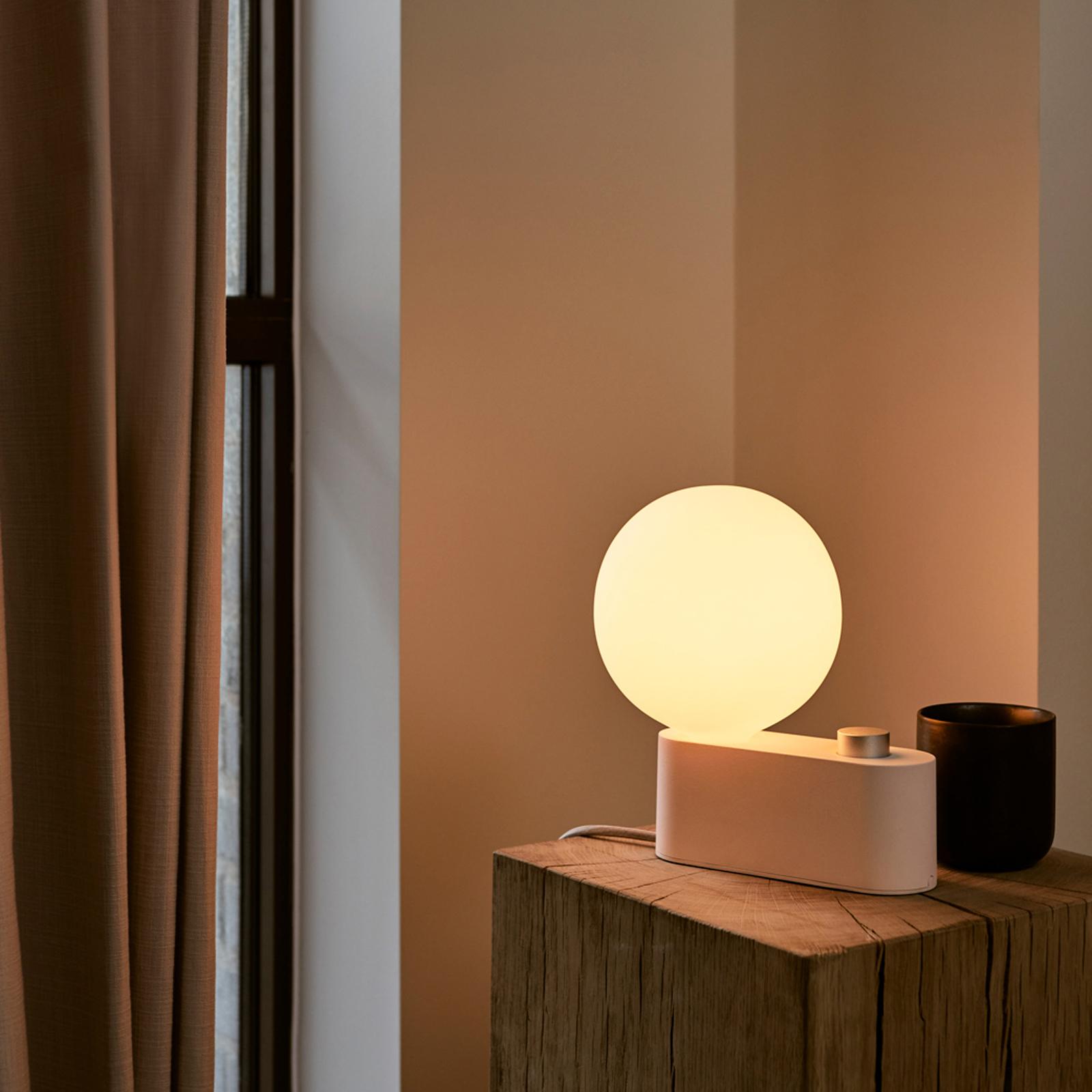 Alumina Table Lamp with Sphere IV Bulb