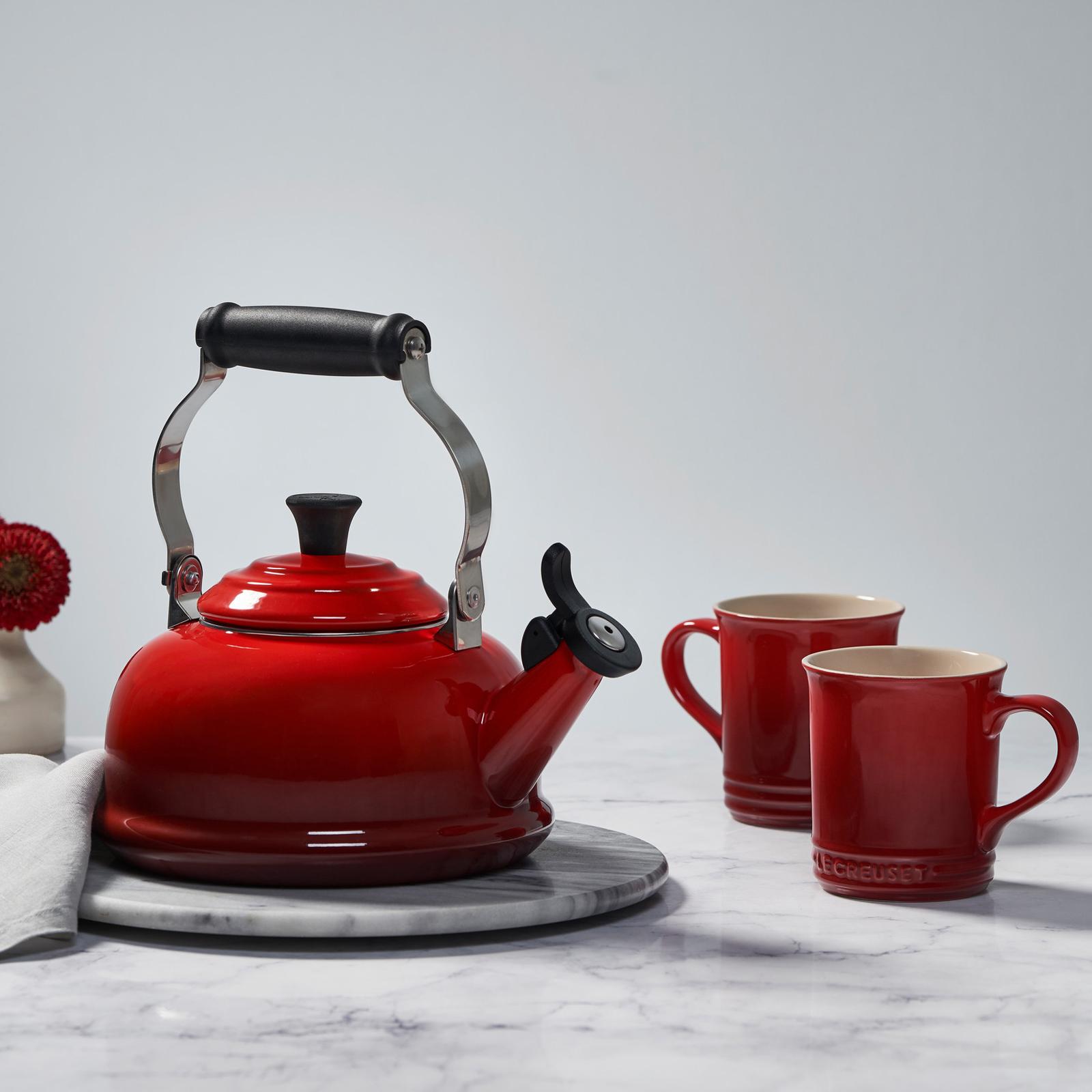 1328-whistling-steel-kettle-with-porcelain-enamel-finish-1.jpg
