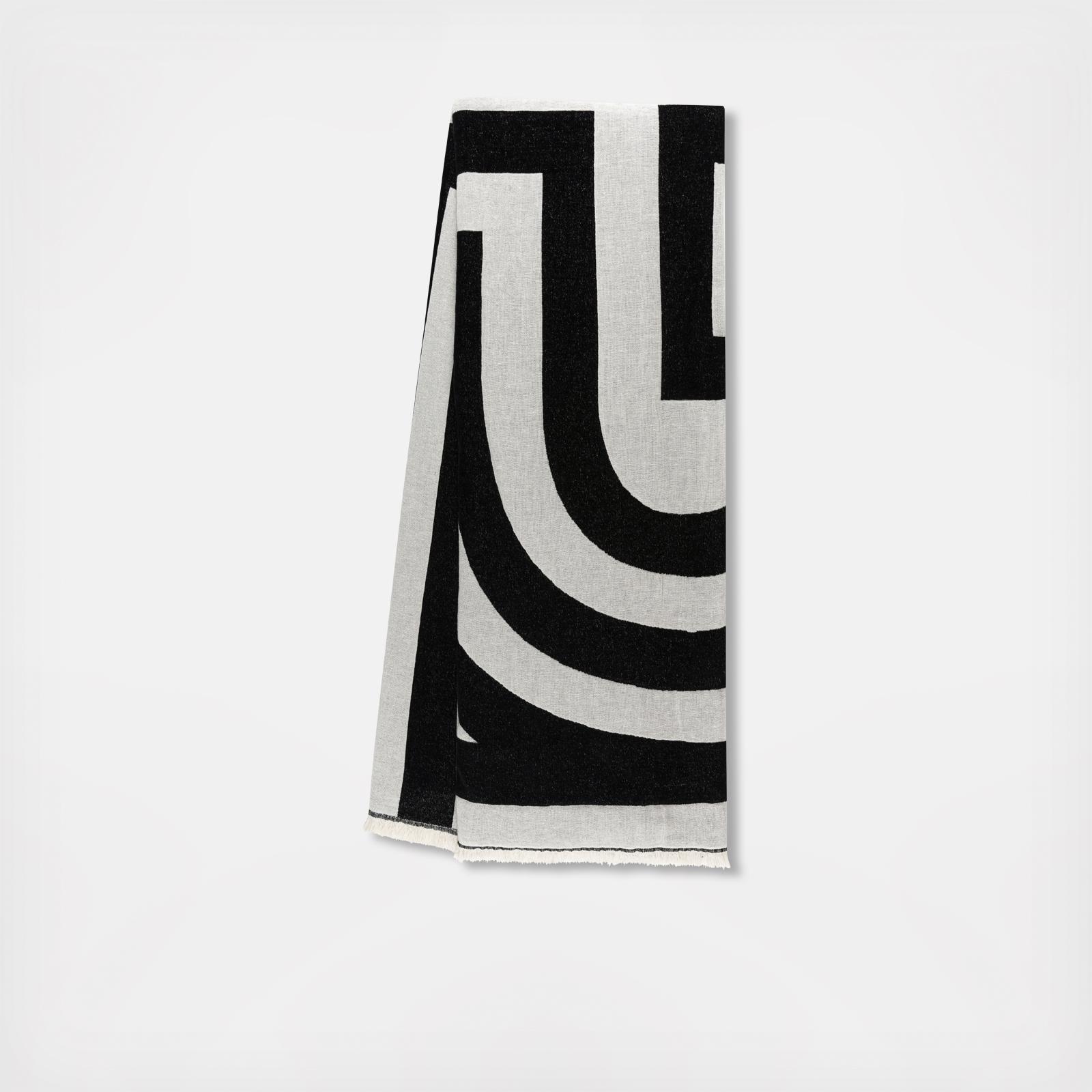 Deco Throw