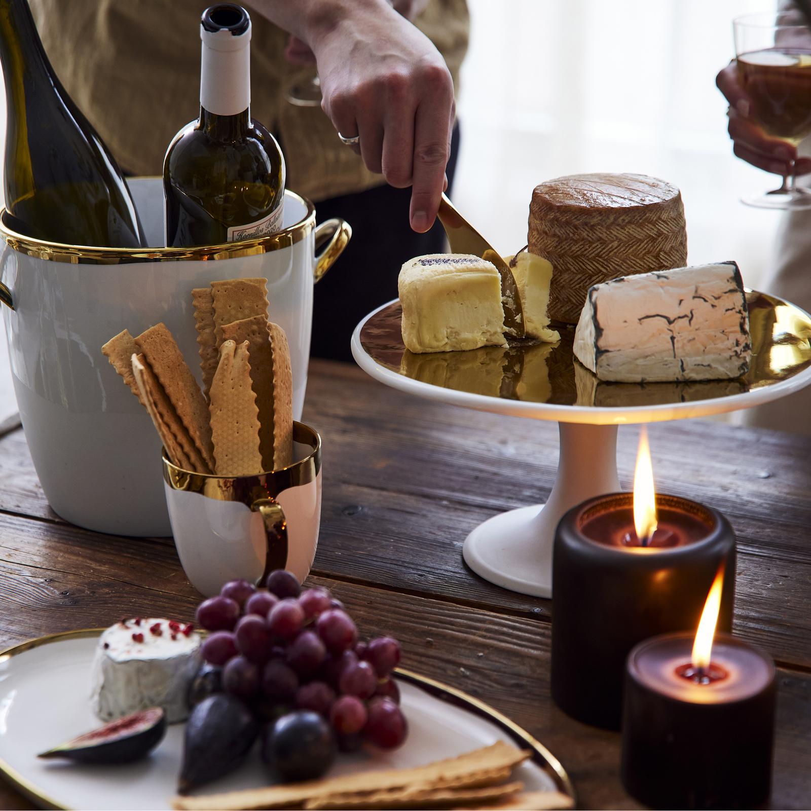1385-dauville-gold-cake-stand-1.jpg