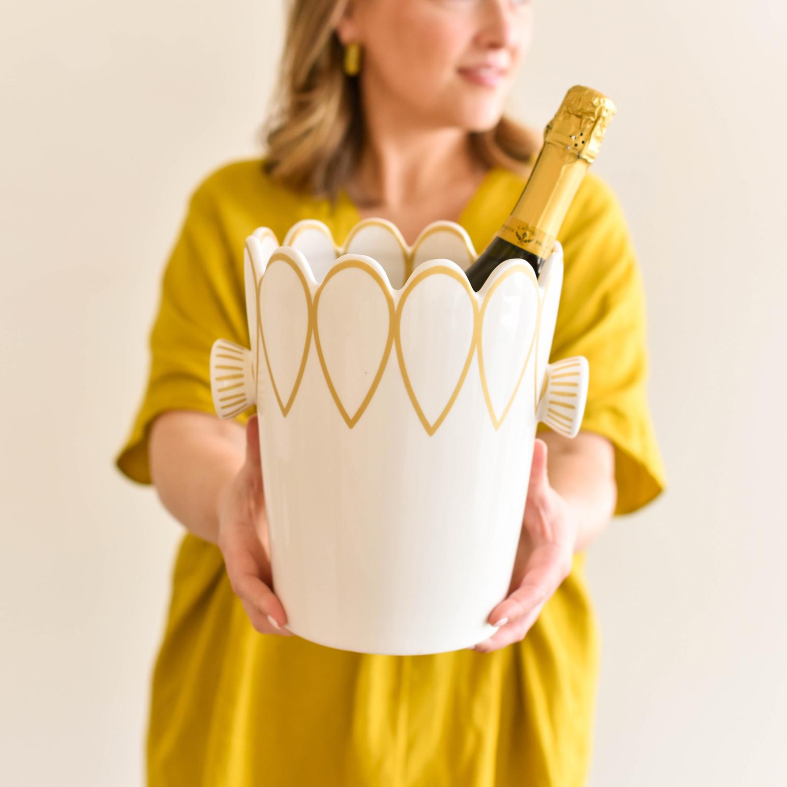 Deco Scallop Ice Bucket