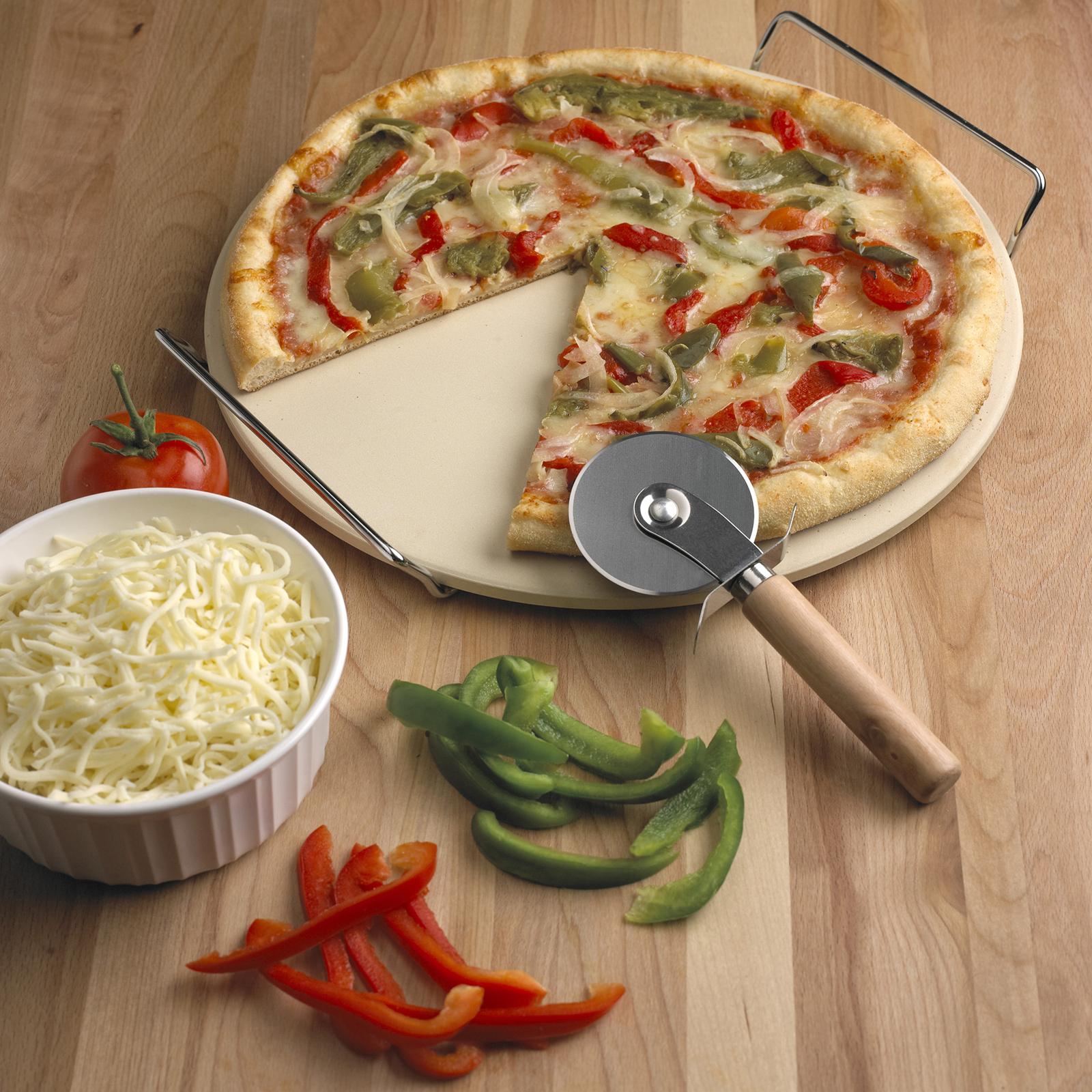 14259-stoneware-3-piece-pizza-stone-set-1.jpg