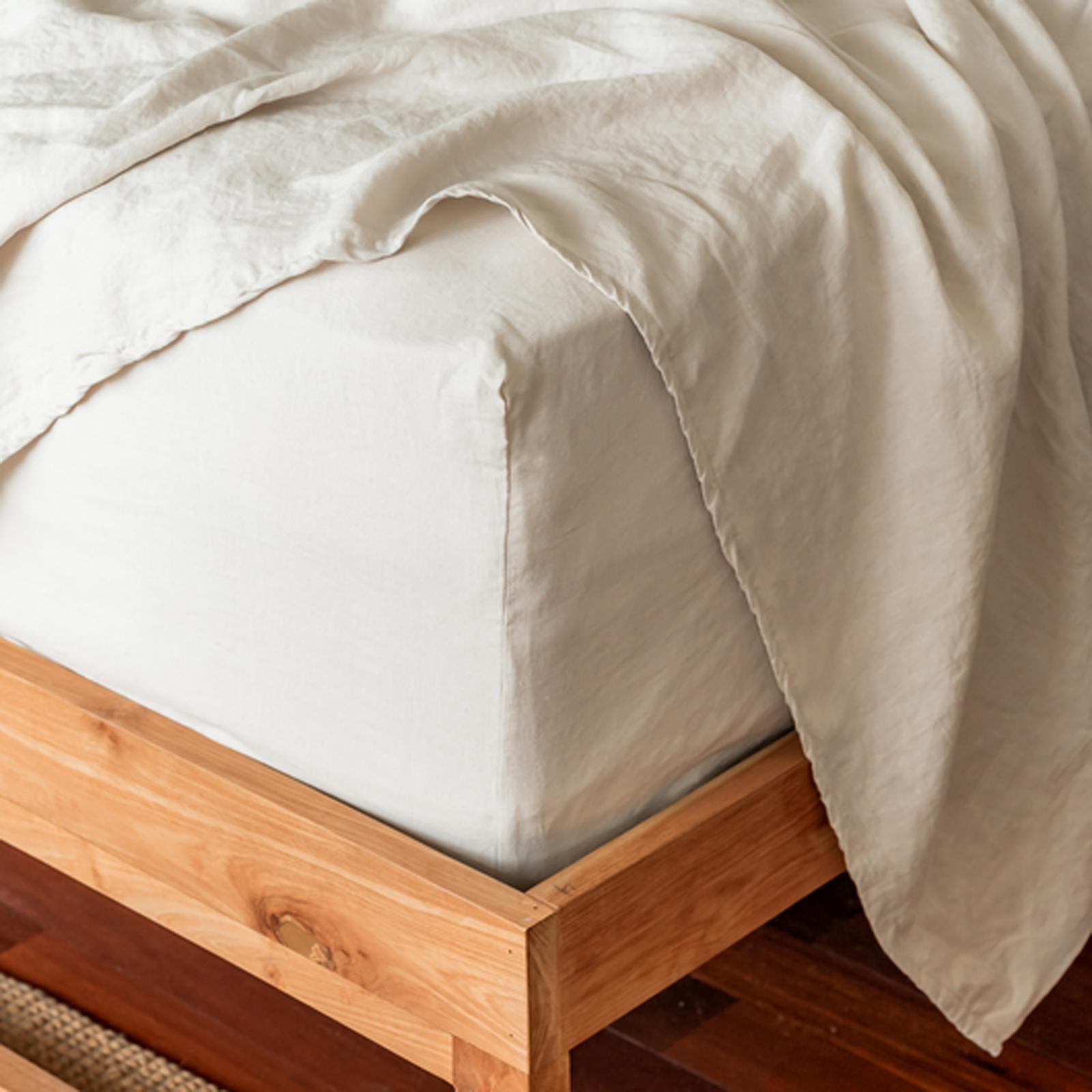 Stonewashed French Linen Fitted Sheet