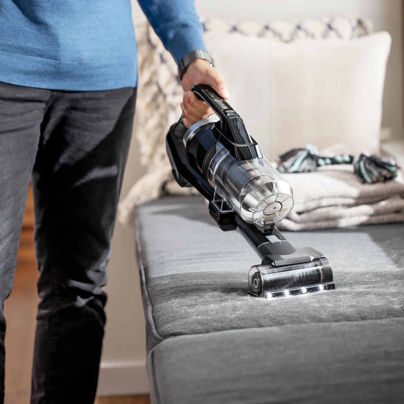 14798-iconpet-turbo-powered-cordless-vacuum-1.jpg