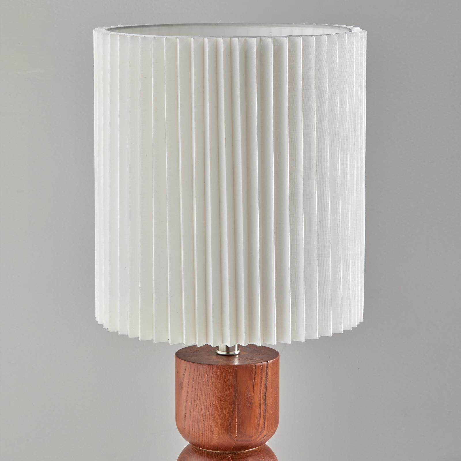 15028-james-table-lamp-1.jpg