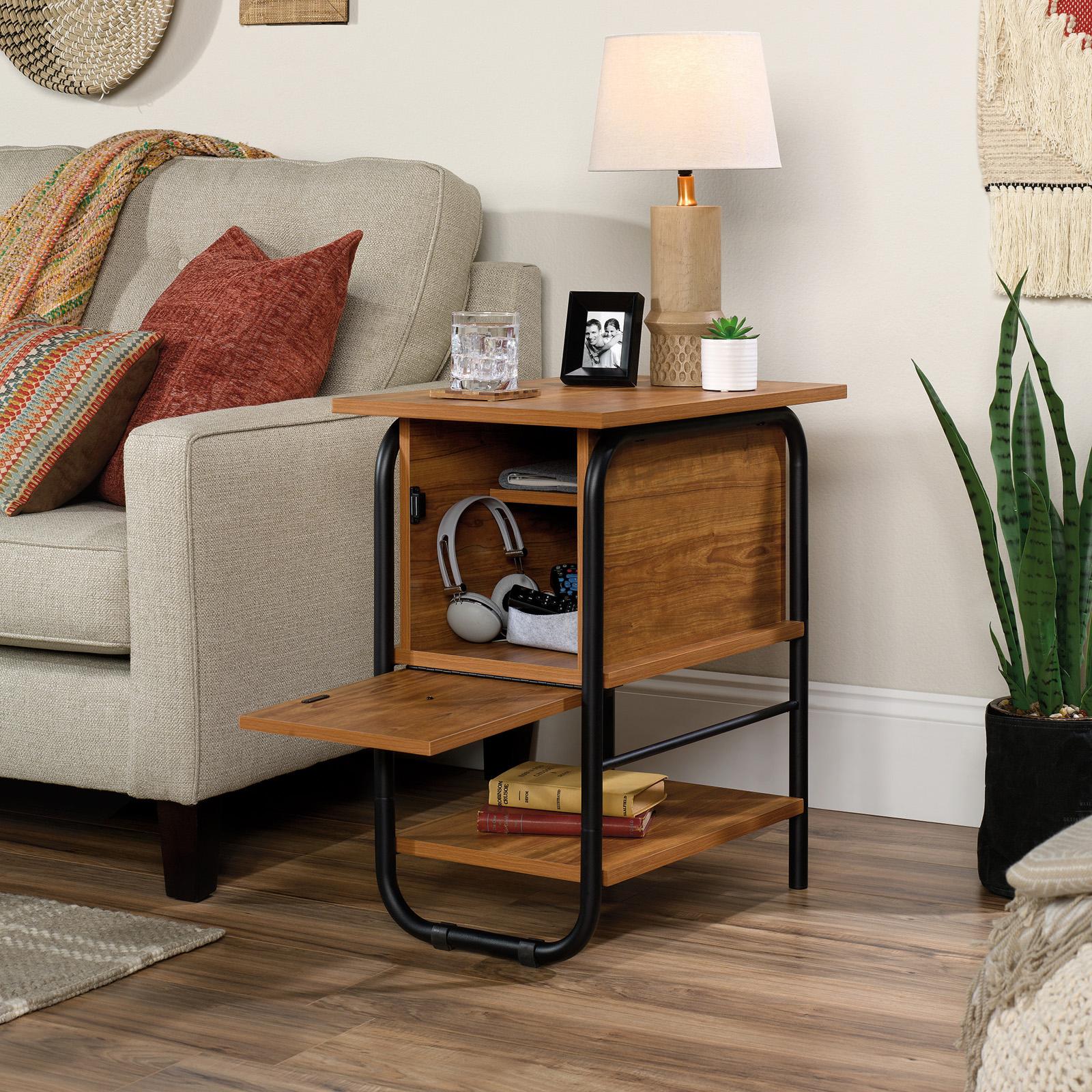 Union Prairie Side Table