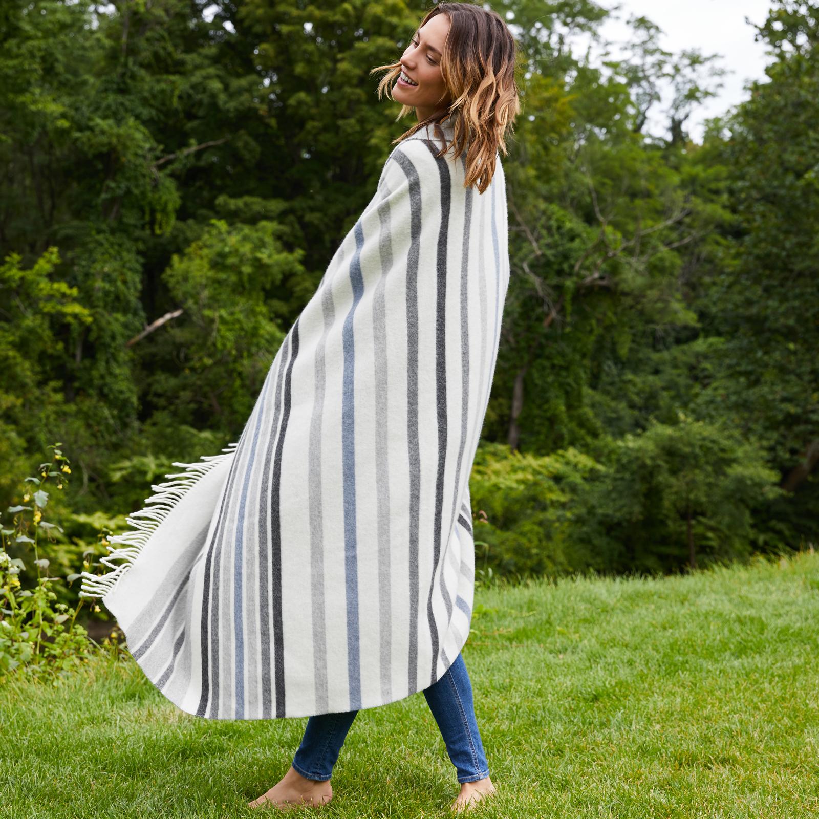 16816-striped-throw-blanket-1.jpg