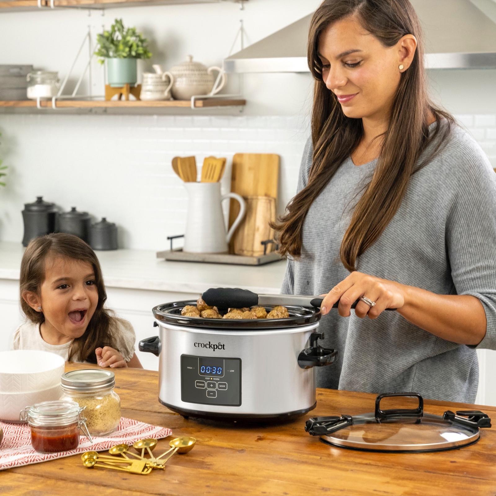 Cook & Carry 4-Quart Programmable Slow Cooker