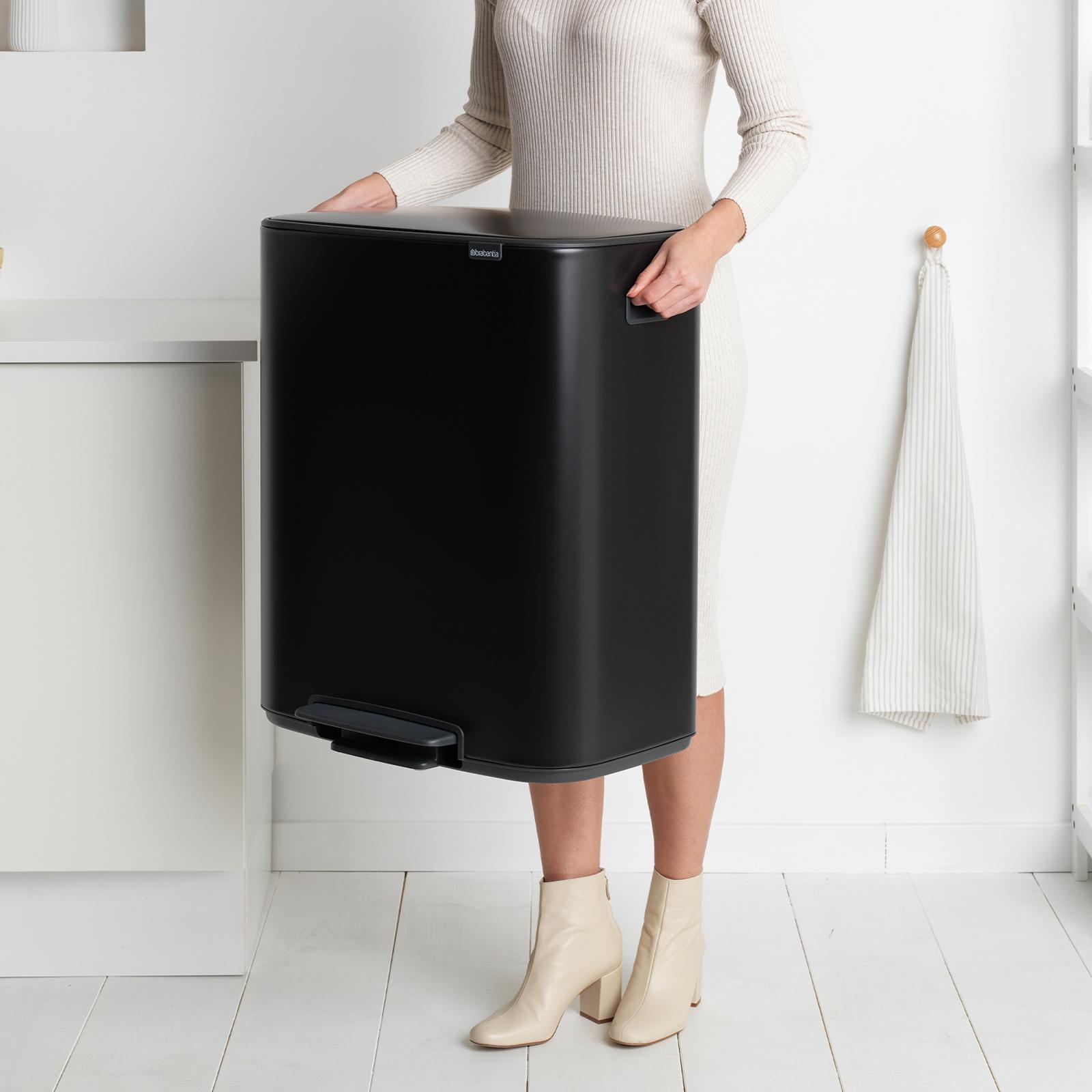 17828-bo-step-2-inner-bucket-trash-can-1.jpg