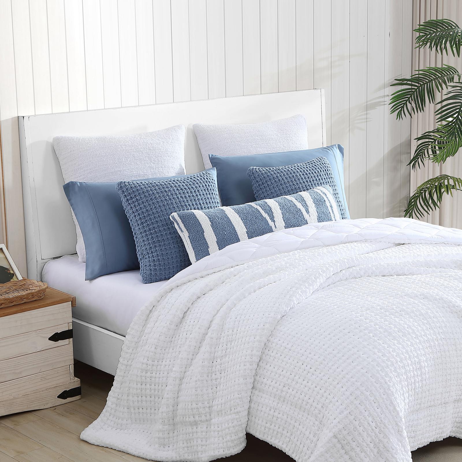 Snug Waffle Comforter