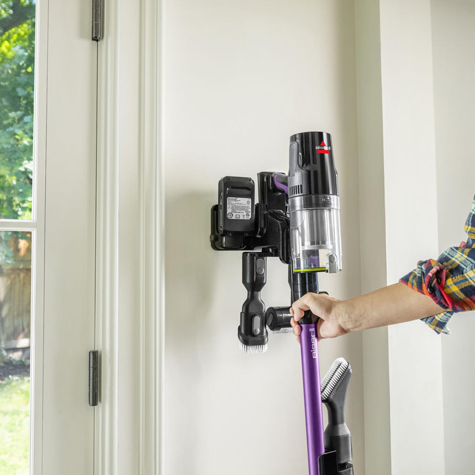 18912-cleanview-xr-pet-cordless-stick-vacuum-1.jpg