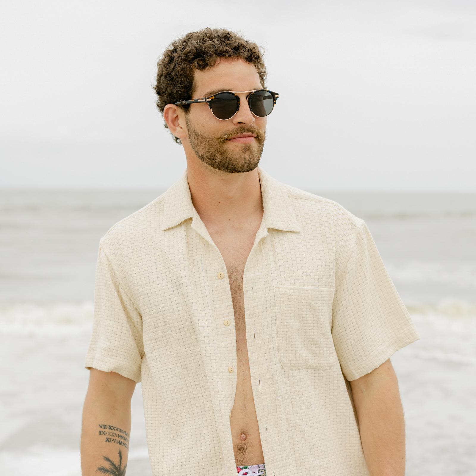 The Thatch Me if You Can Short Sleeve Men's Shirt