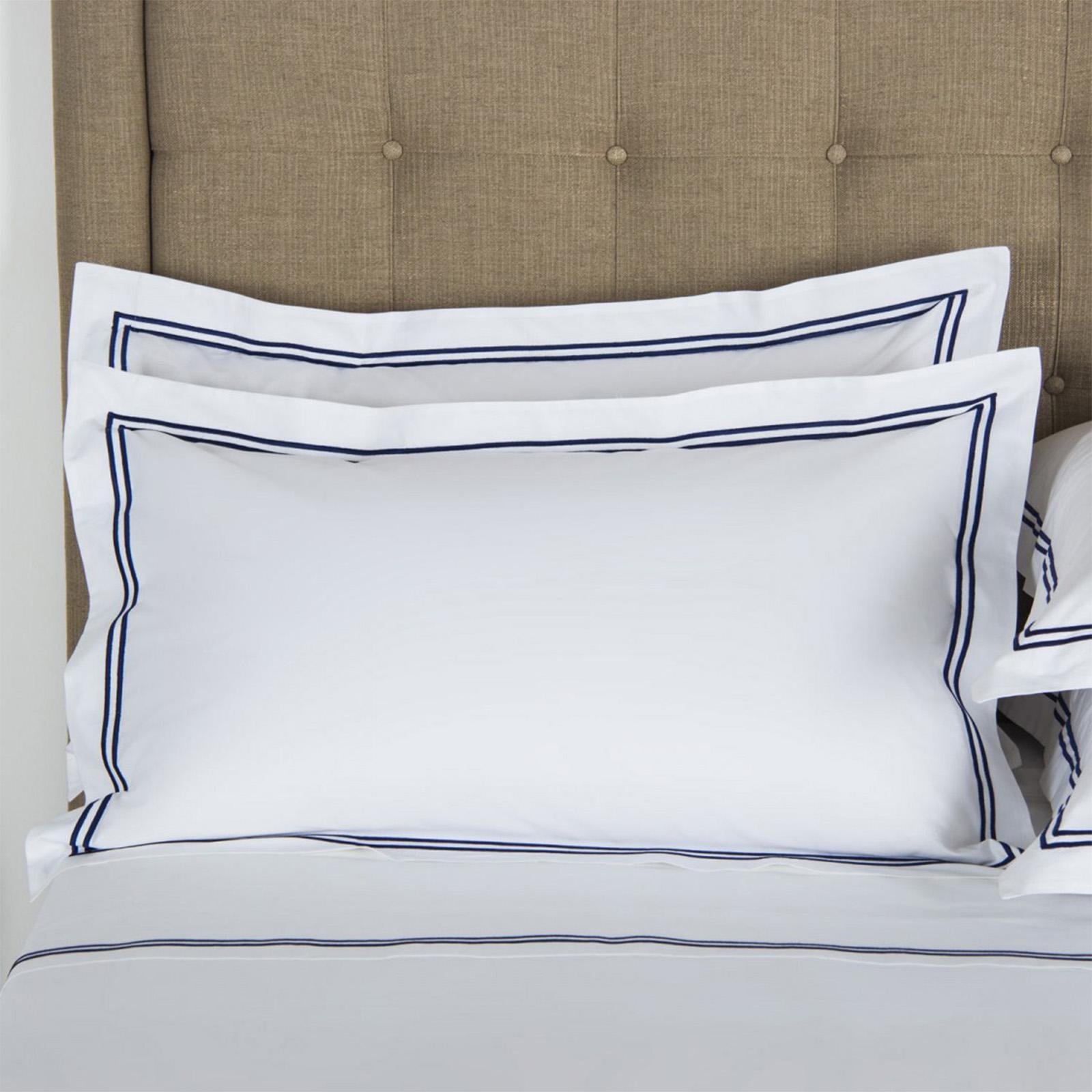 Hotel Classic Sham