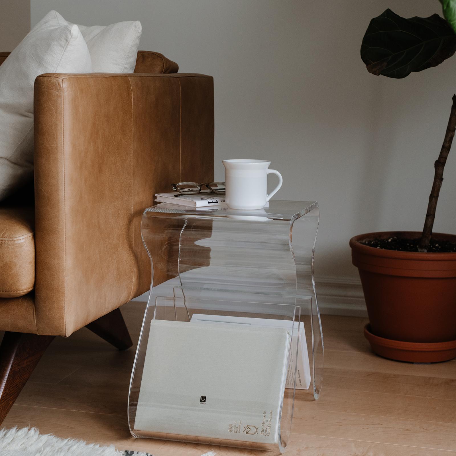 Magino Stool with Magazine Rack
