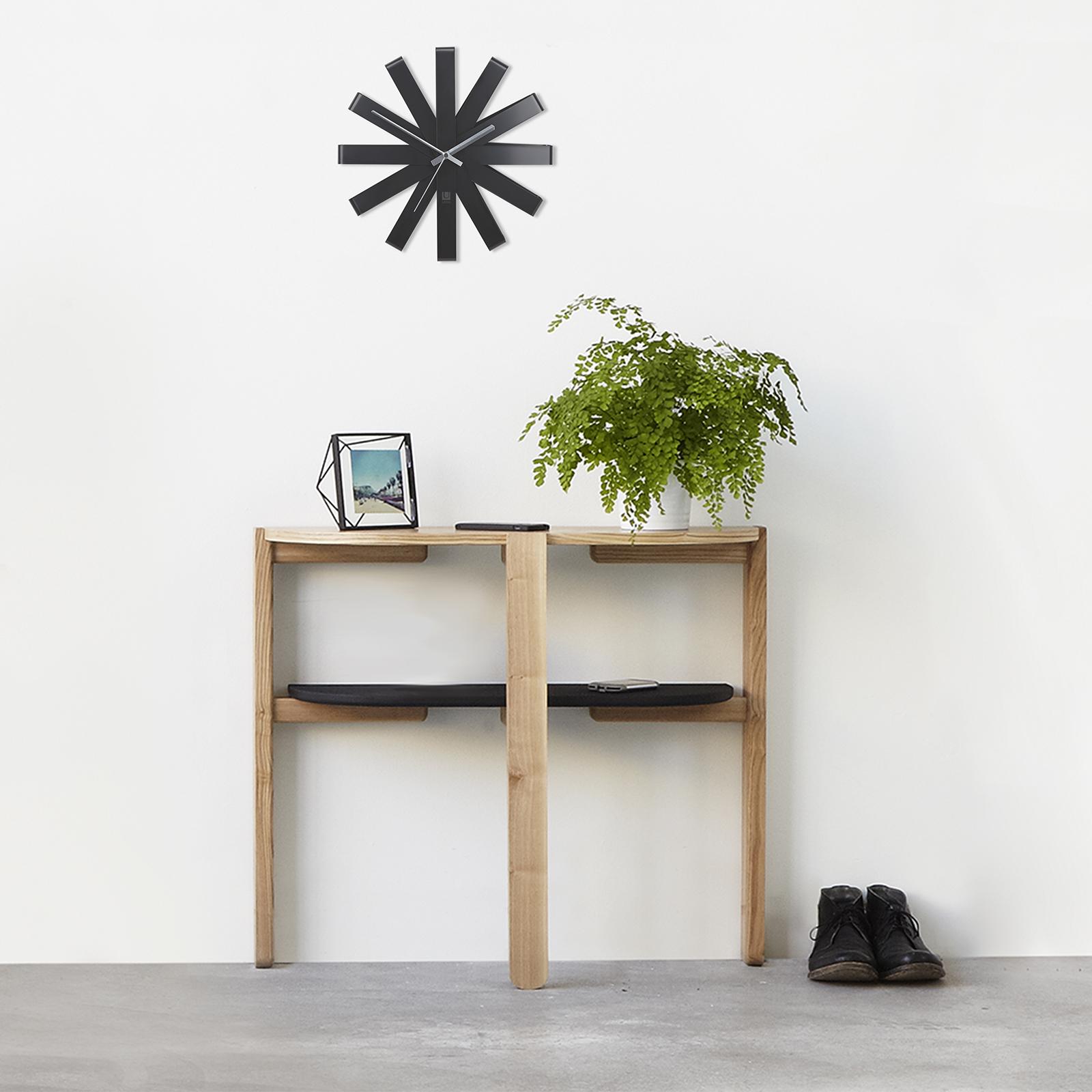 Ribbon Wall Clock