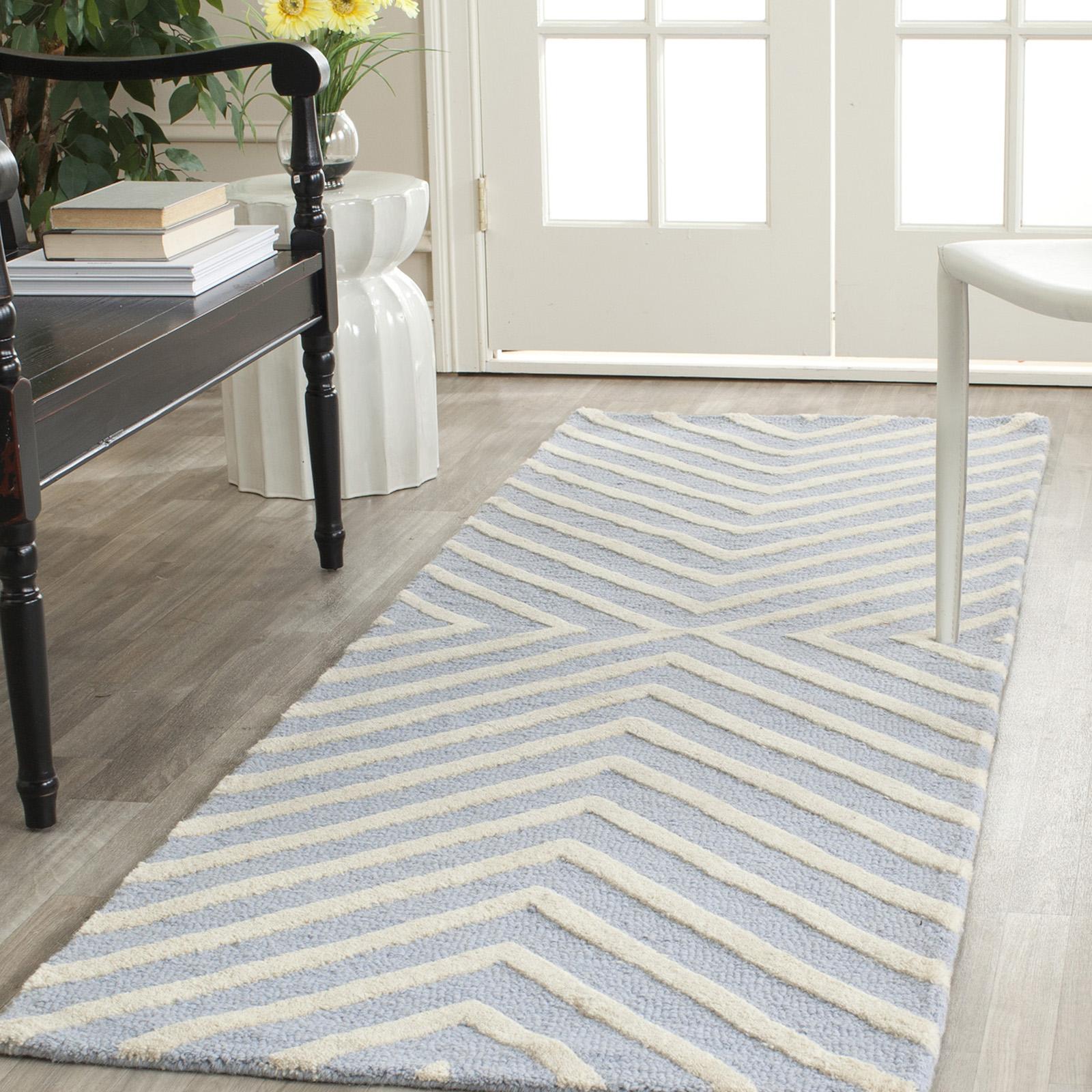Cambridge Hand Tufted Arrows Mat