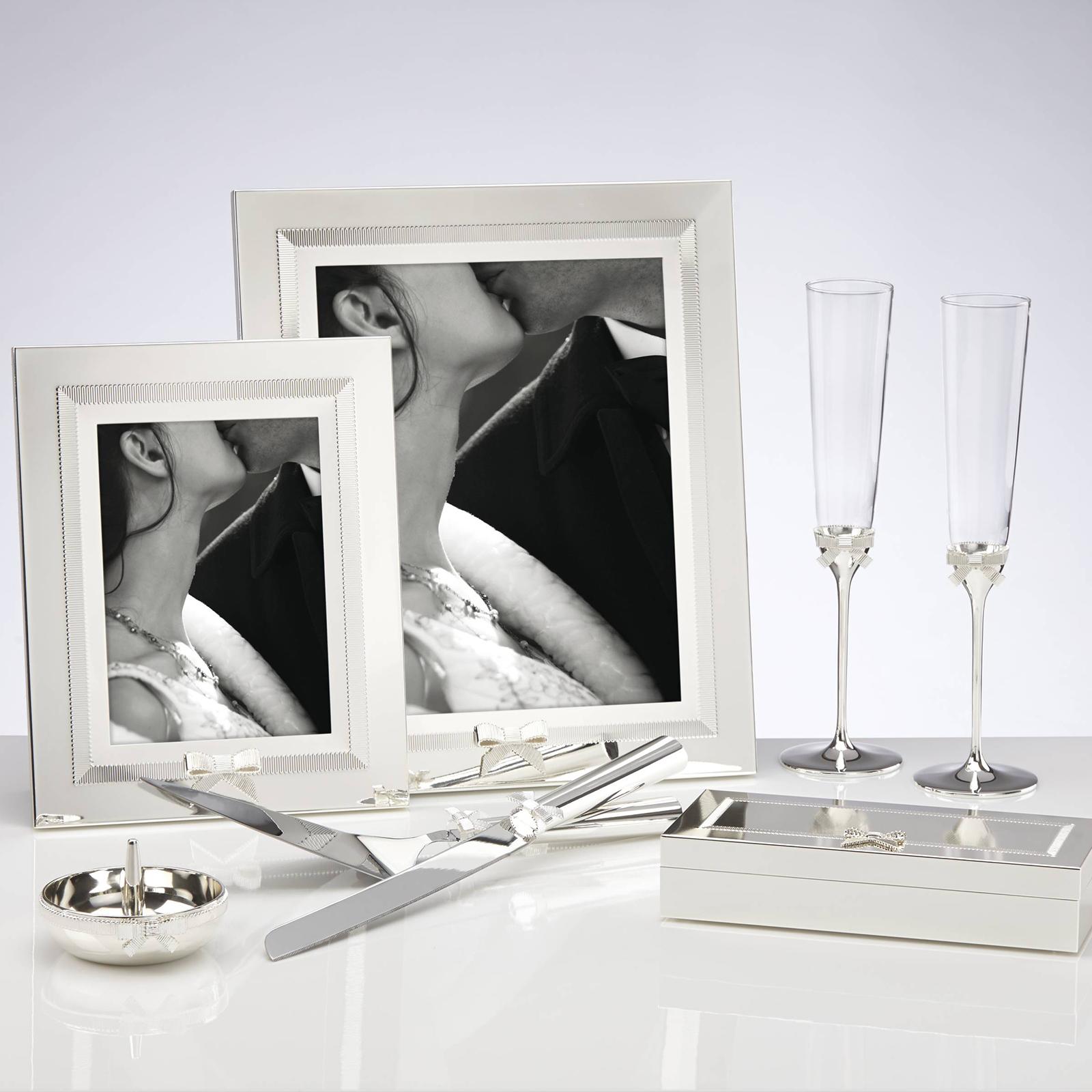 Grace Avenue Ring Holder