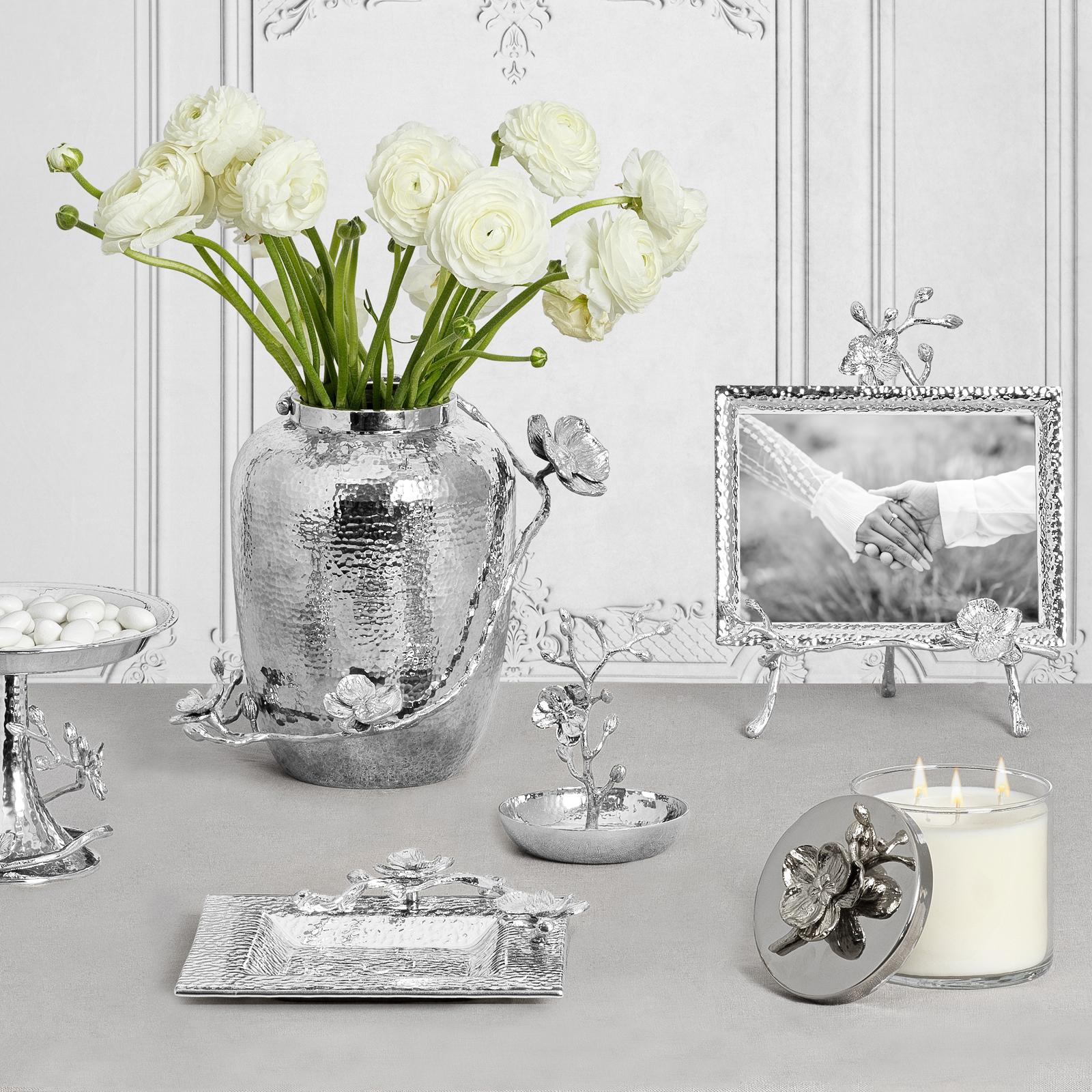 Orchid Ring Holder