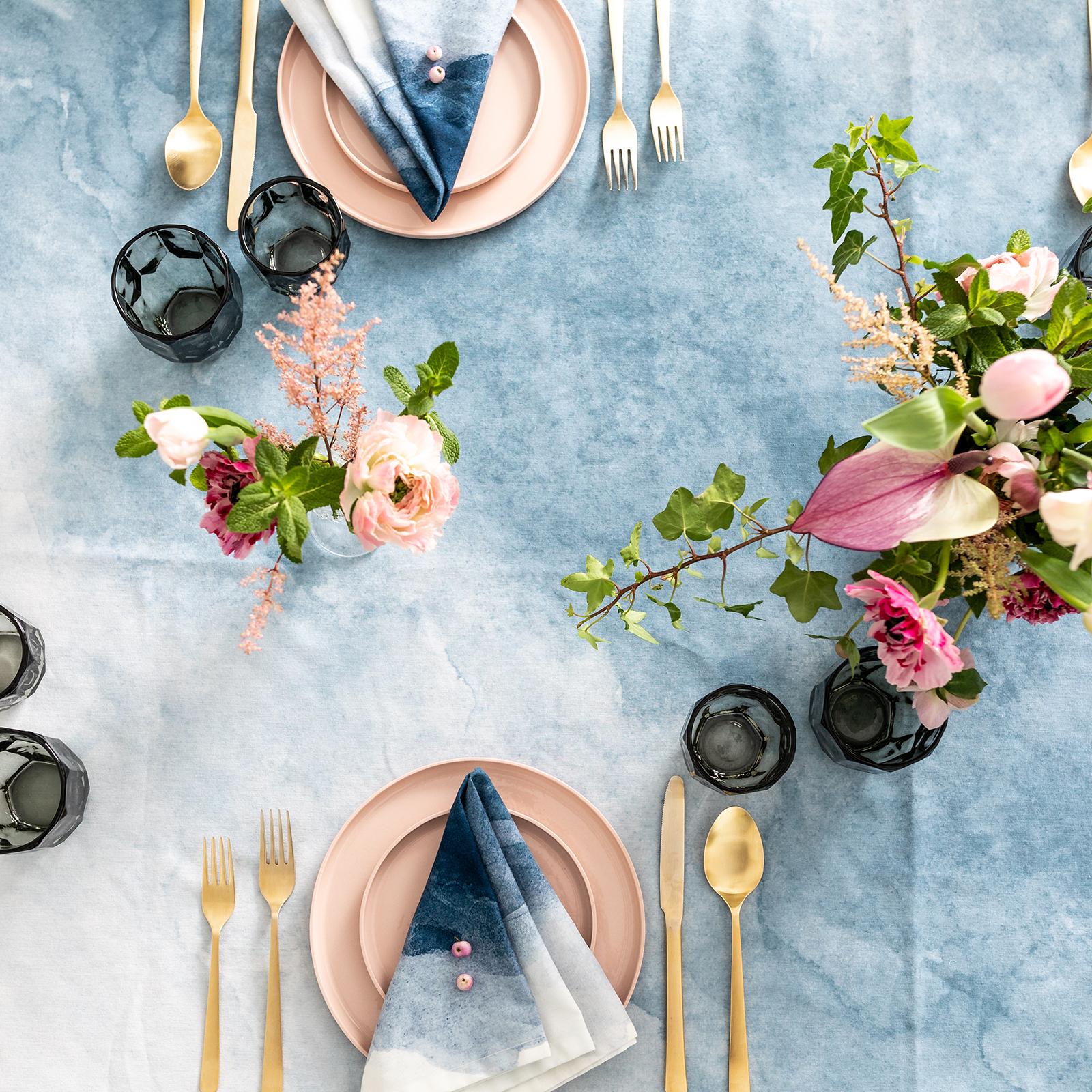 4340-aurora-table-runner-1.jpg