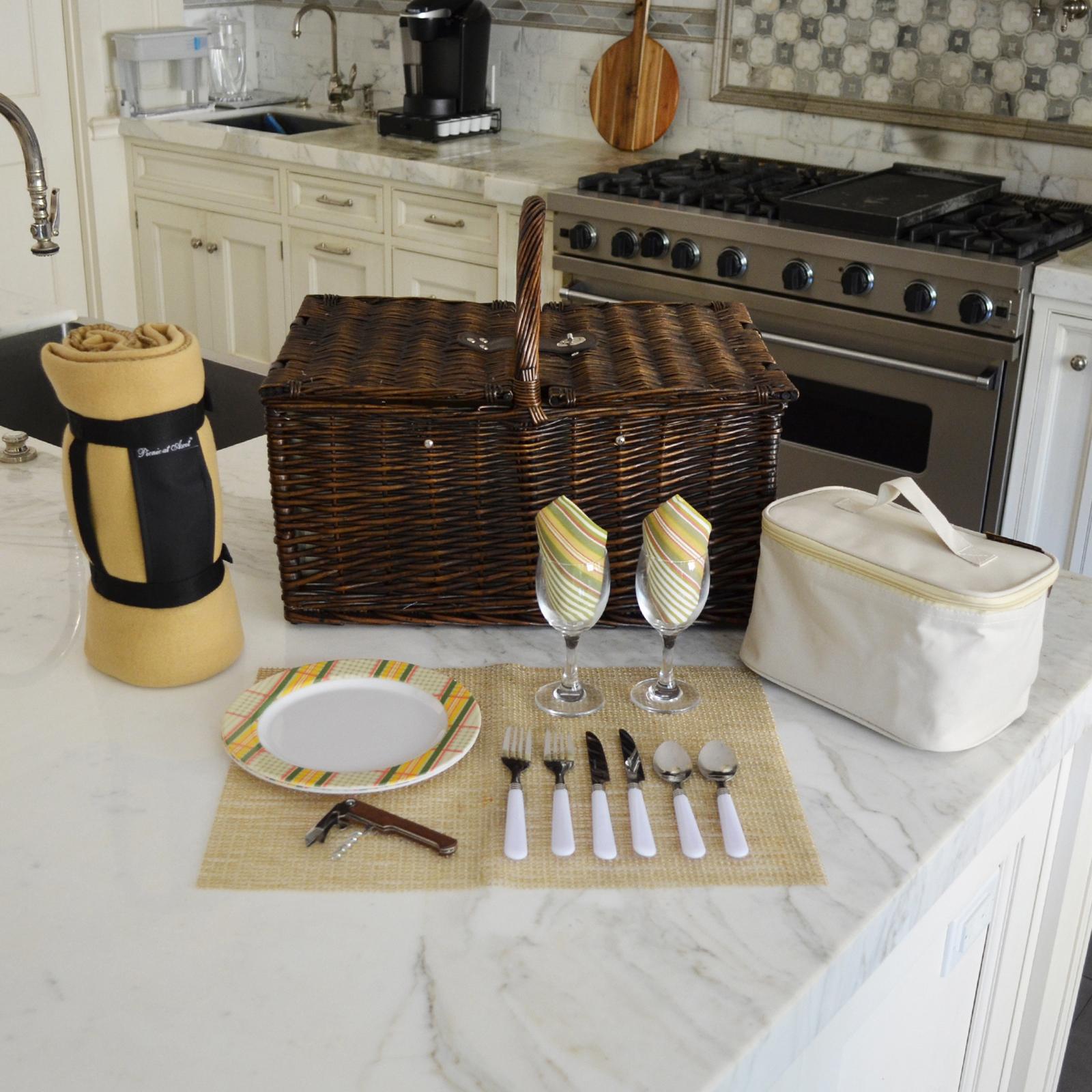 2-Person Willow Picnic Hamper with Blanket