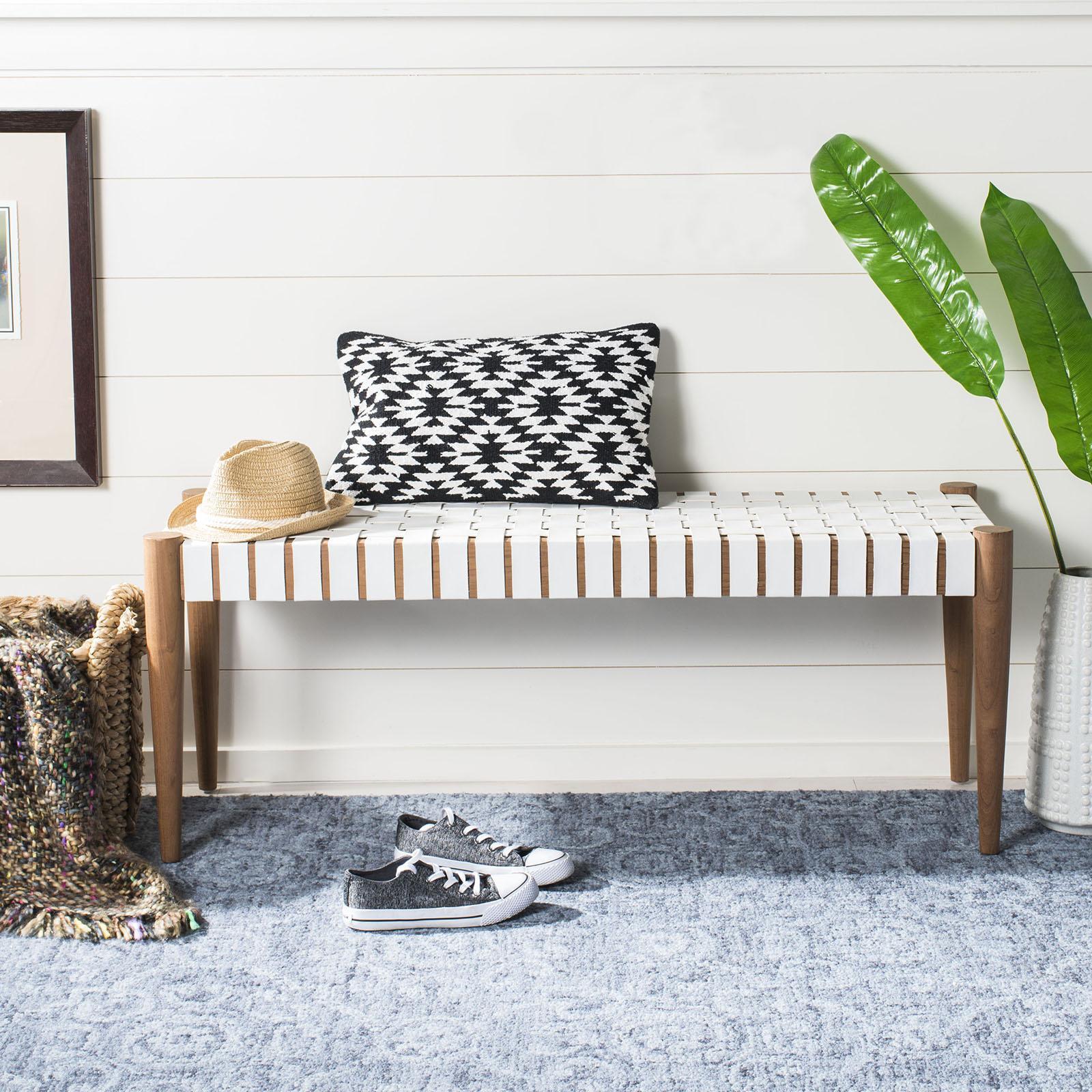 Amalia Bench