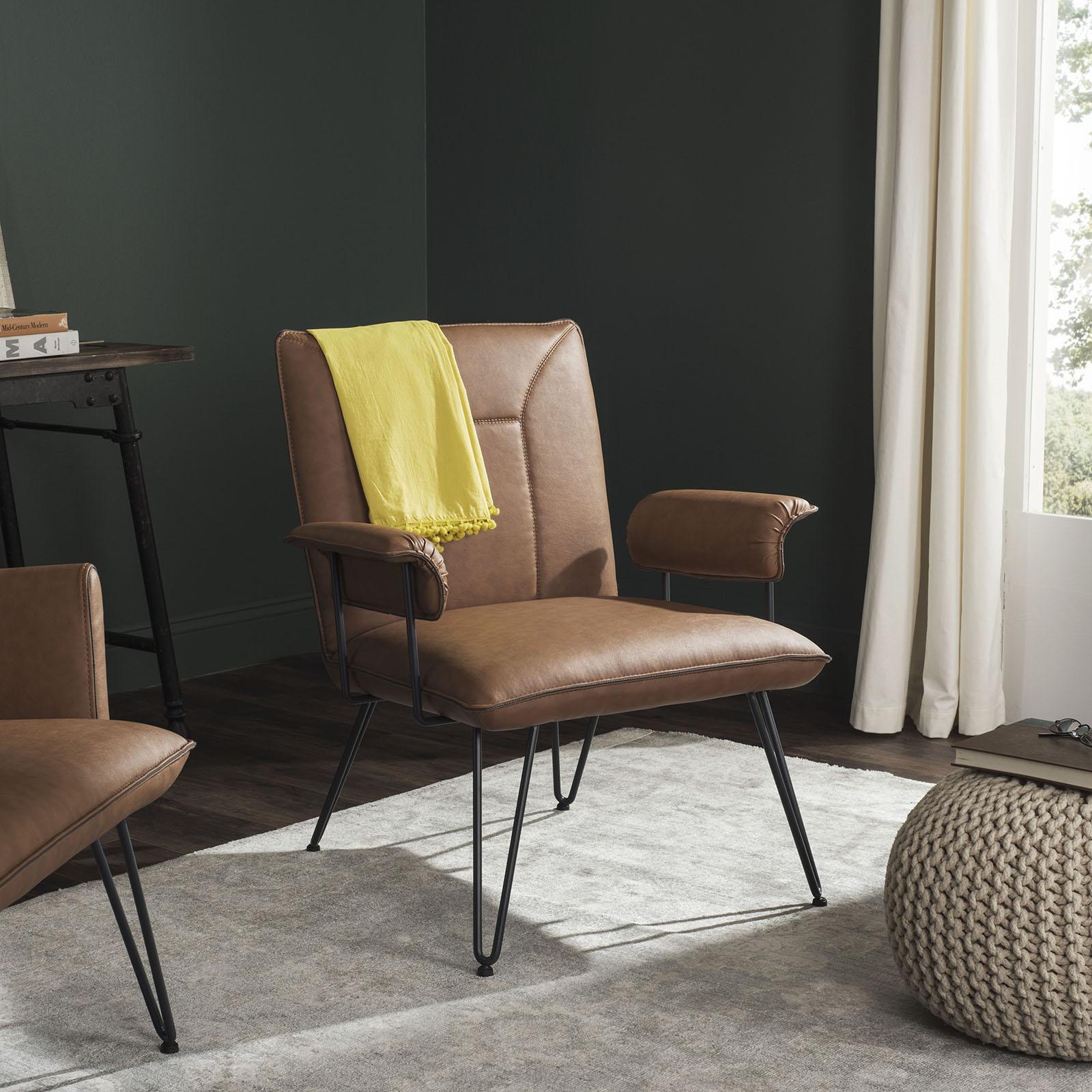 Johannes Arm Chair