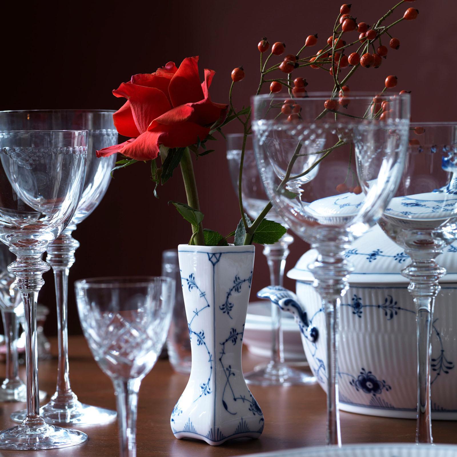 6713-blue-fluted-plain-vintage-vase-1.jpg