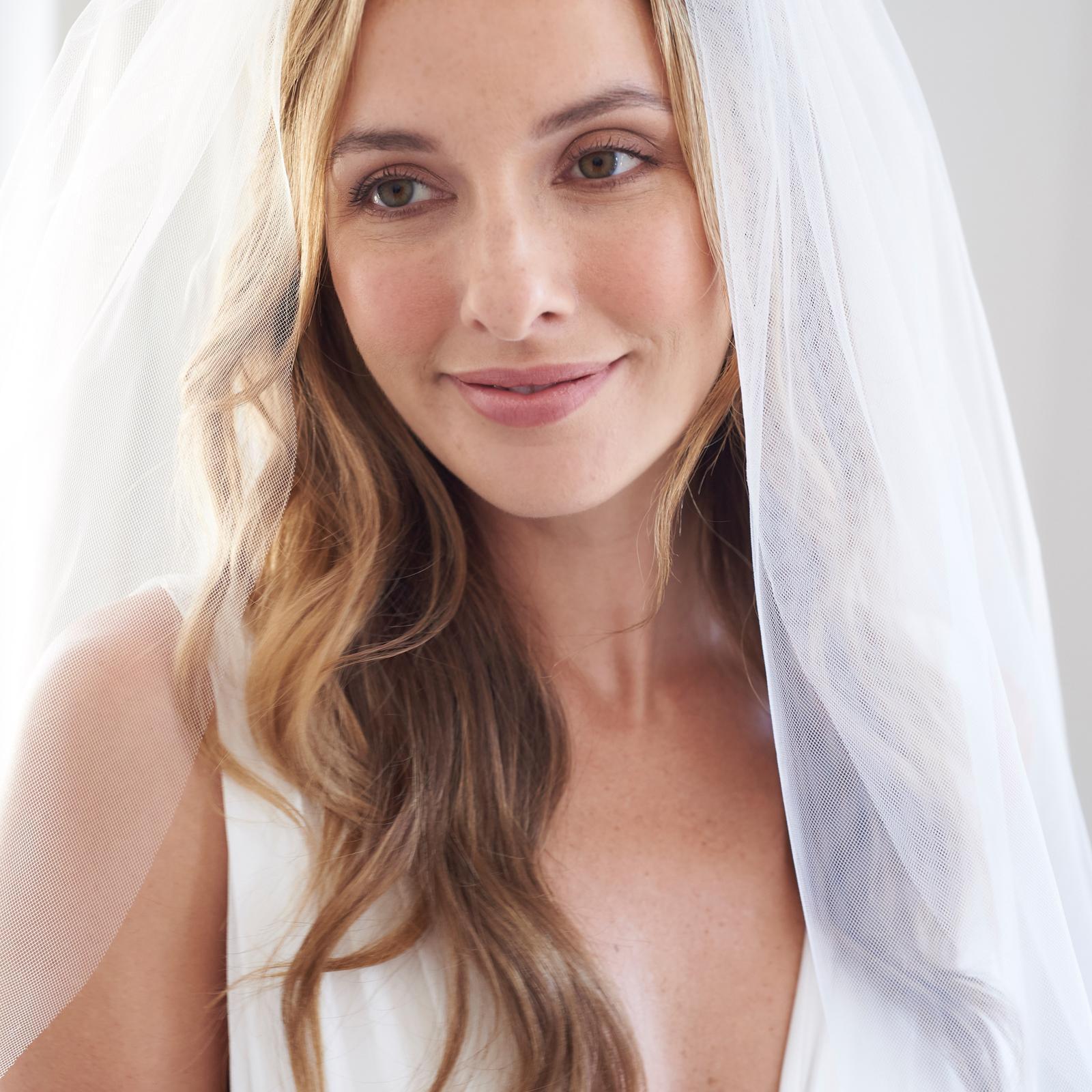 Simple Cut Edge Veil