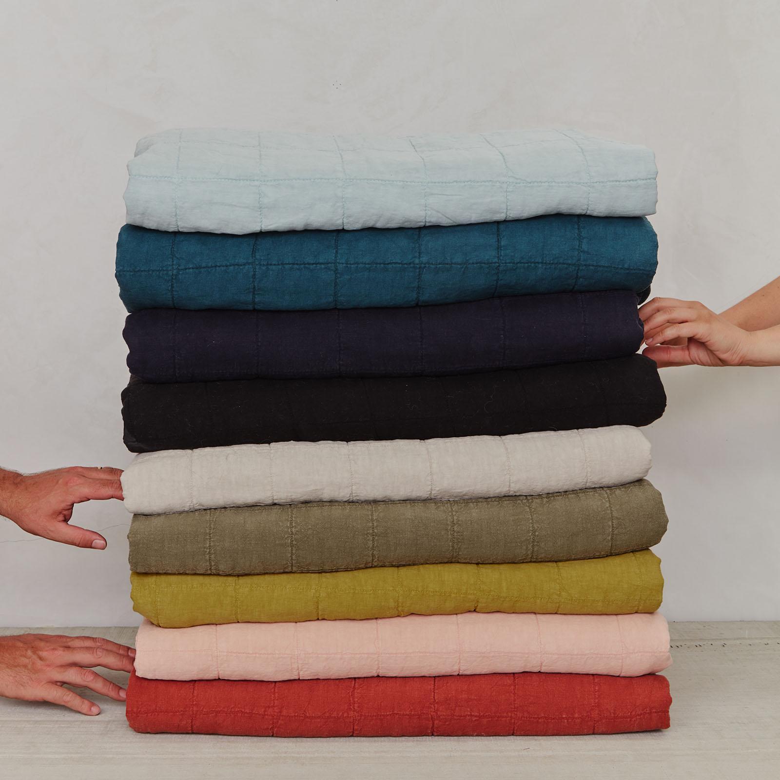 Simple Linen Quilt