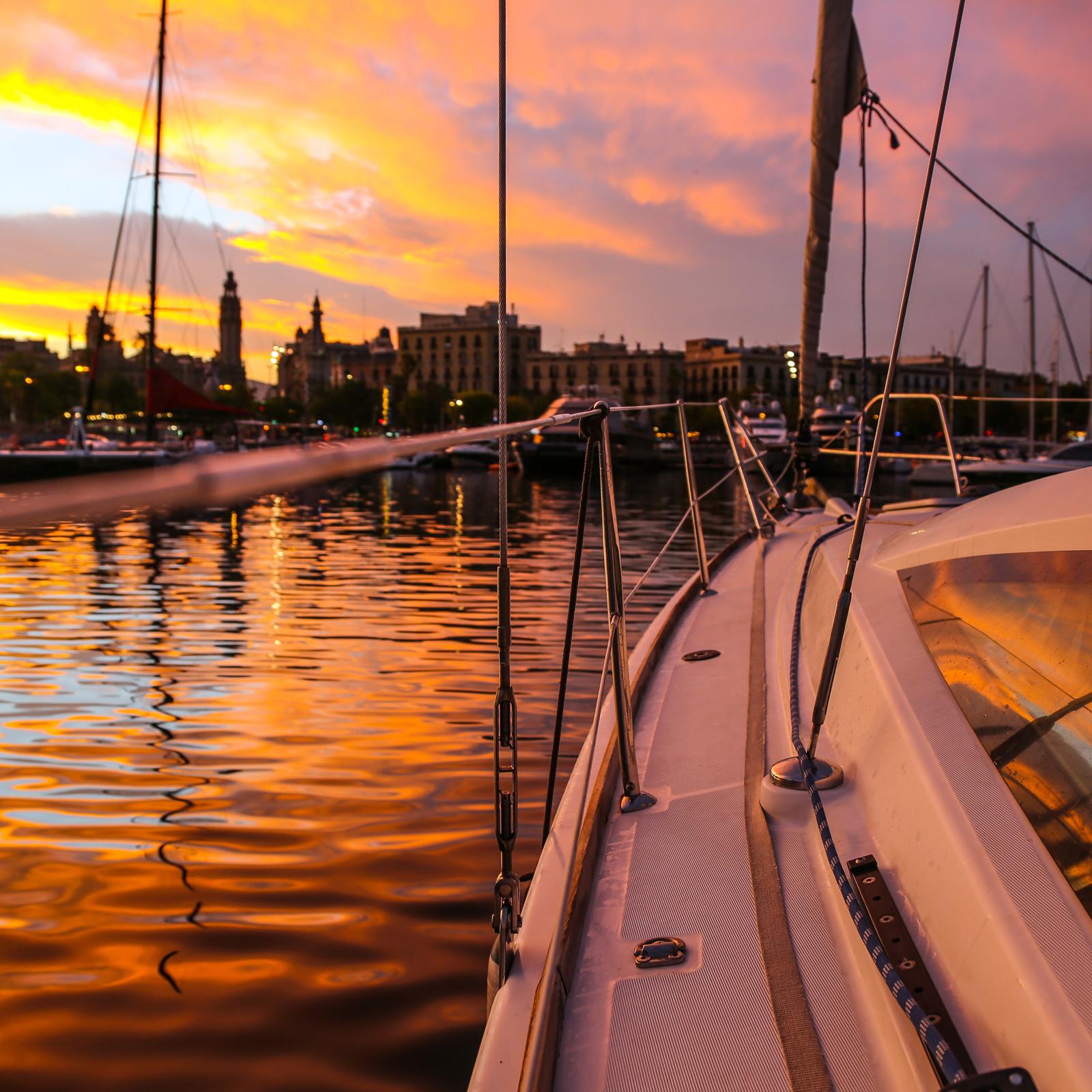 894-2-hour-sunset-sailing-for-2-barcelona-1.jpg