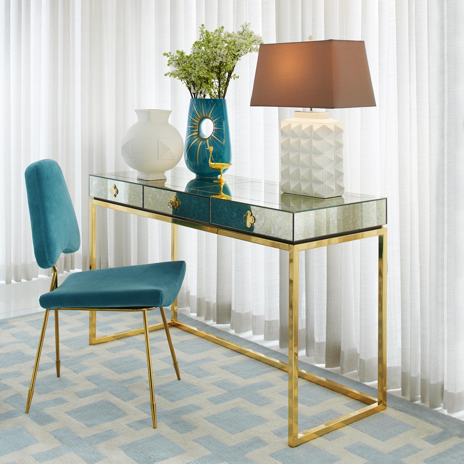 Delphine Desk