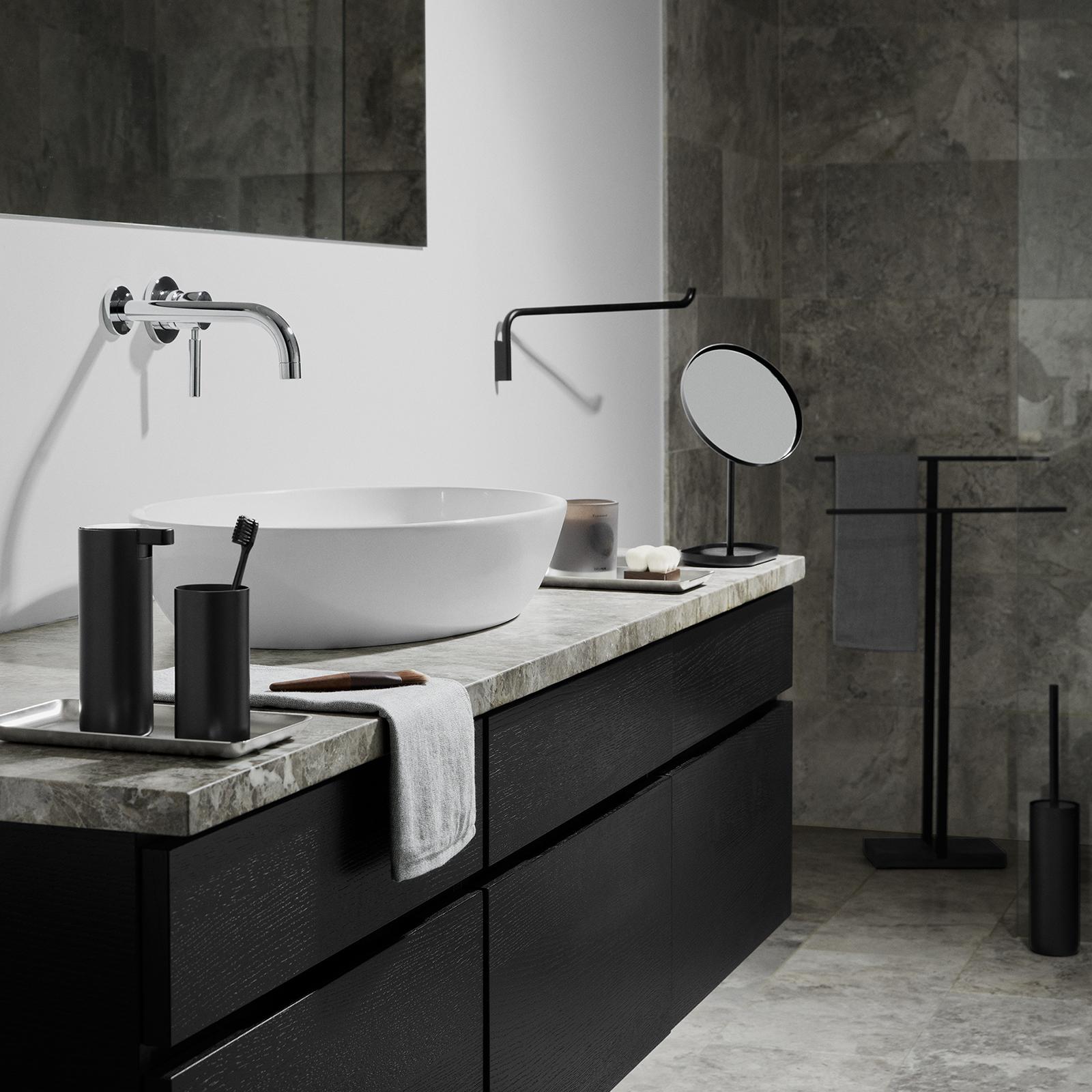 9334-modo-soap-dispenser-1.jpg