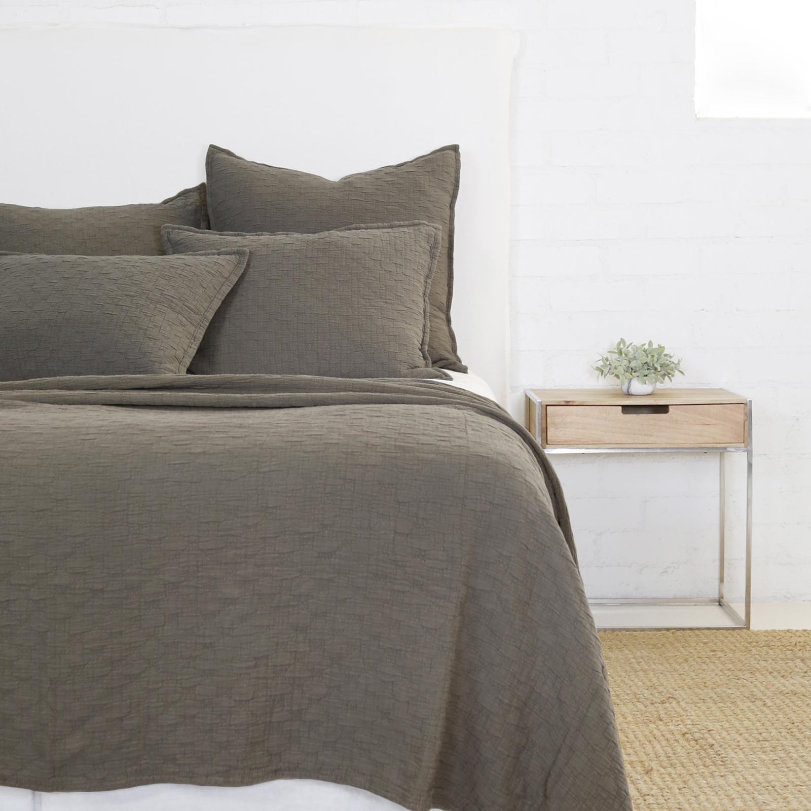 Ojai Matelasse Coverlet