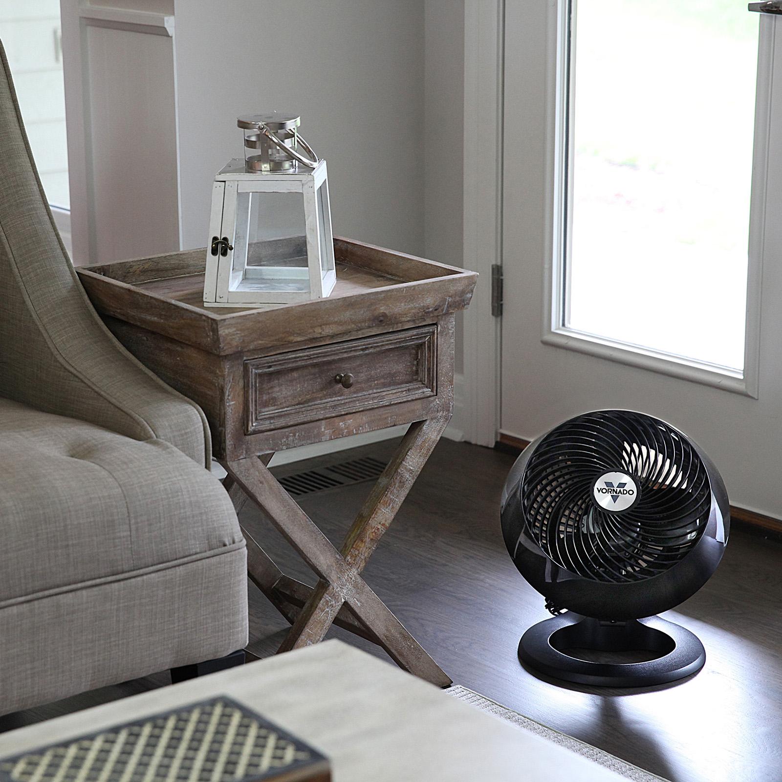 9903-660-premium-4-speed-aircirculator-1.jpg